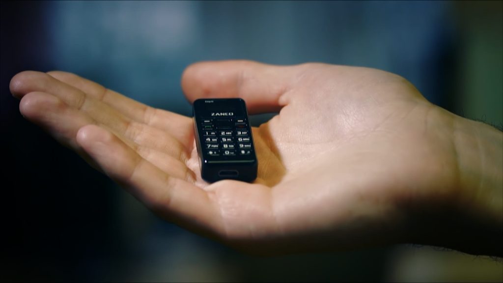 کوچکترین گوشی جهان ساخته شد