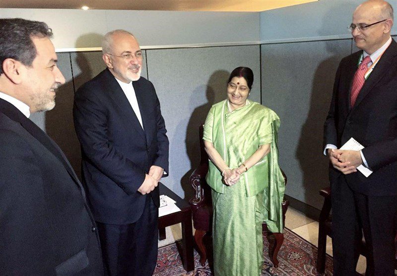 ظریف: هند به خرید نفت از ایران ادامه می‌دهد