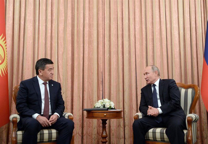 تاکید پوتین بر توسعه روابط تجاری دوجانبه با قرقیزستان