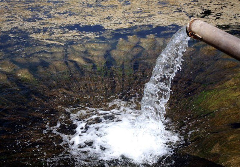 چاه‌های آب غیرمجاز در زرندیه پلمب و مسدود می‌شوند
