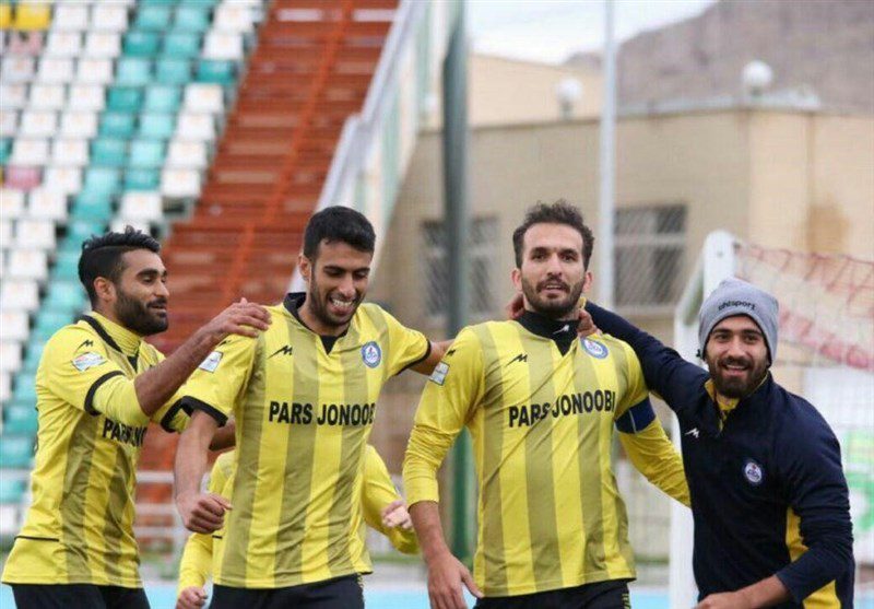 لیگ برتر فوتبال| شکست ذوب‌‌آهن برابر پارس جنوبی در اولین حضور منصوریان