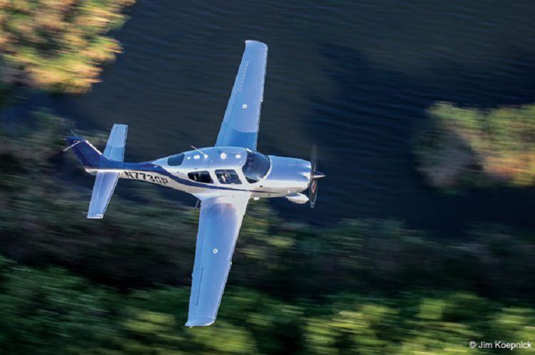 Cirrus SR22