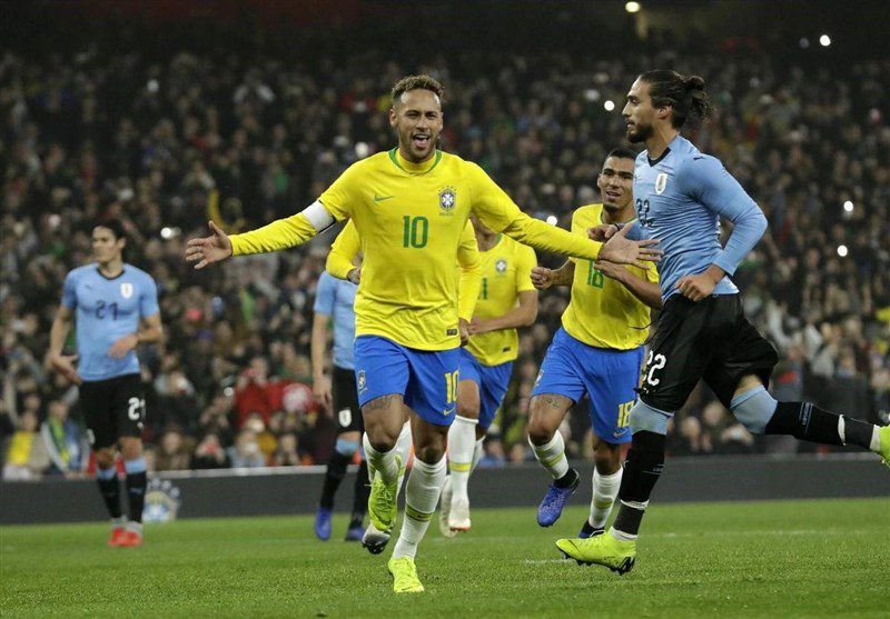 فوتبال جهان| برتری برزیل بر اروگوئه با پنالتی نیمار