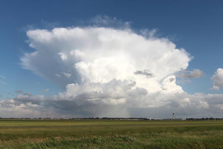 کومولونیمبوس Cumulonimbus