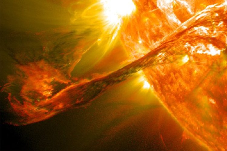 یافته جدید: ستاره‌شناسان درباره ماهیت طوفان‌های خورشیدی عظیم در اشتباه بوده‌اند