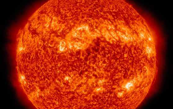 جدیدترین عکس های شگفت انگیز منتشر شده از خورشید توسط ناسا