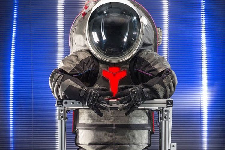 ناسا دو لباس فضانوردی جدید برای سفر به مریخ، معرفی کرد