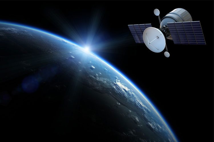 ماهواره‌ی مصباح با هزینه‌ی ده میلیارد تومانی، به جای فضا به موزه می‌رود