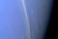 تصویر ثبت شده توسط وویجر ۲  دو ساعت قبل از نزدیک‌ترین تماس با سیاره