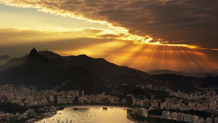 طلوع خورشید در ریو
