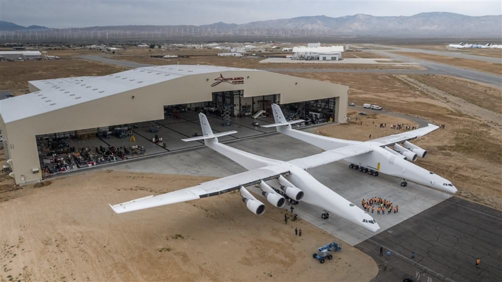 Stratolaunch airplane / هواپیمای استراتولانچ