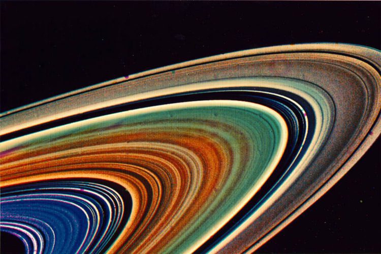 inset-saturn-rings-large