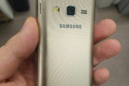 گلکسی فولدر 2 / Galaxy Folder 2 زومیت