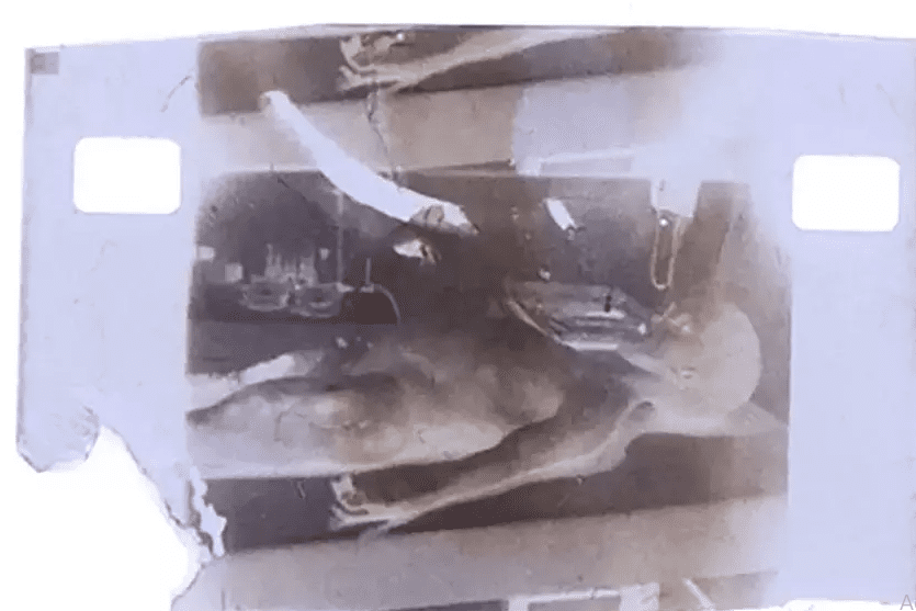 تصویری از فریم فیلم کالبدشکافی موجود فضایی که به‌زودی به حراج می‌رود